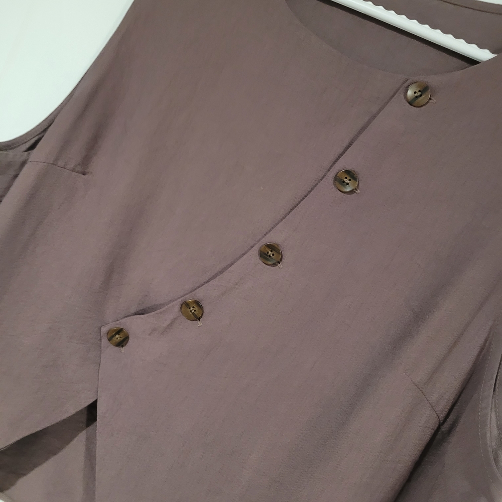Asymmetrical Button-Front Sleeveless Top - Picture 7 of 7